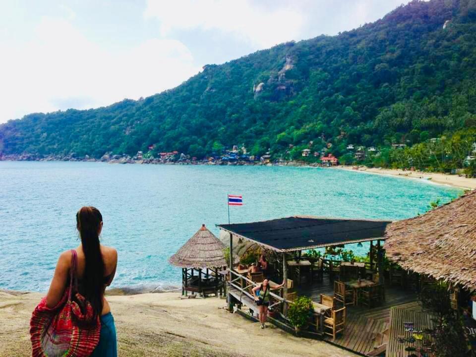 Bambu Huts Hotel Baan Tai Bagian luar foto