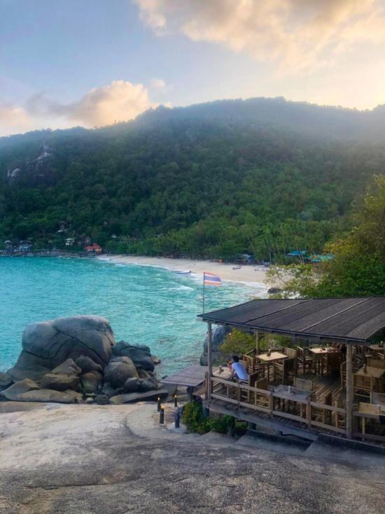 Bambu Huts Hotel Baan Tai Bagian luar foto