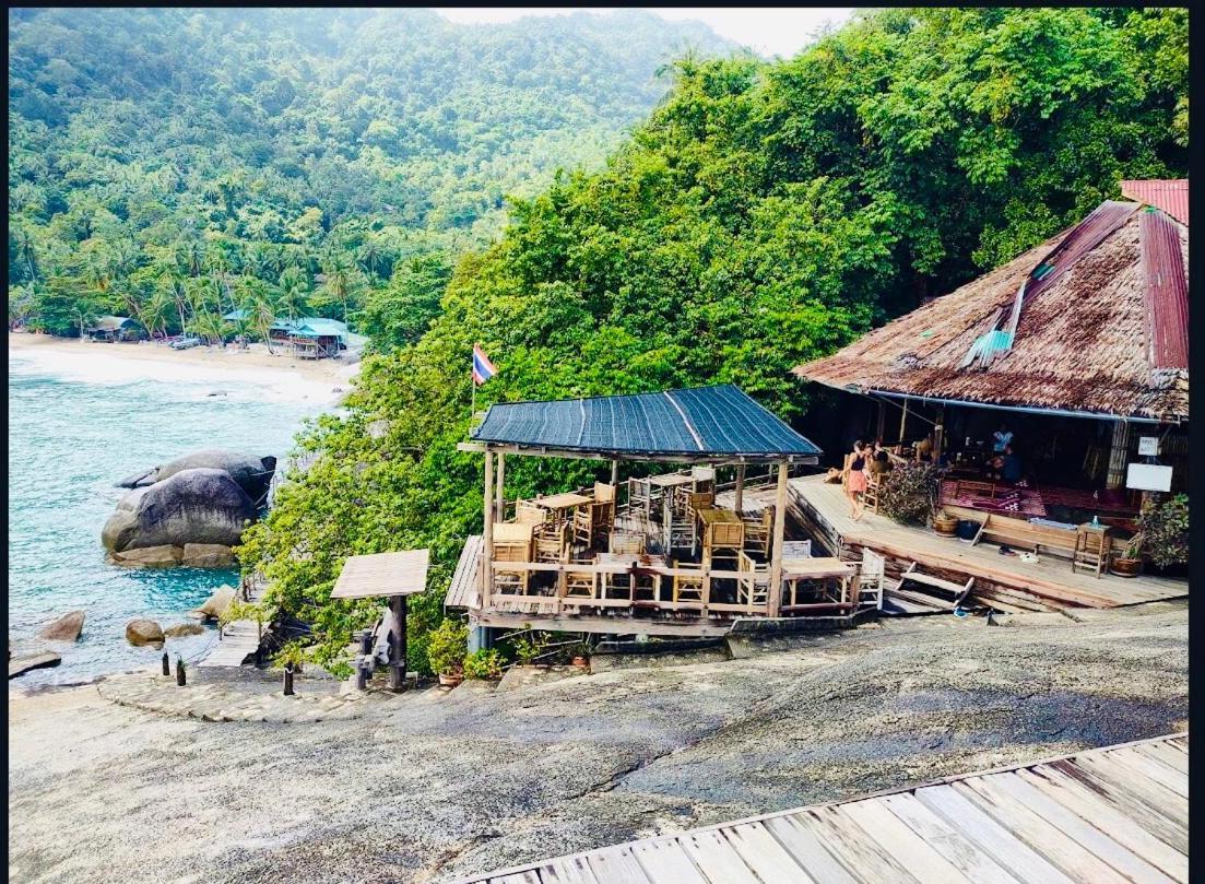 Bambu Huts Hotel Baan Tai Bagian luar foto