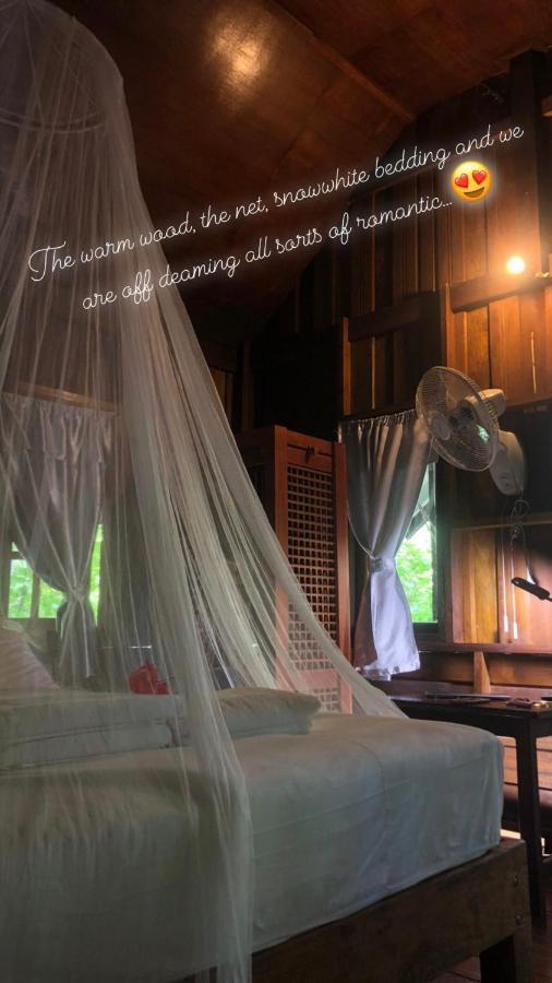 Bambu Huts Hotel Baan Tai Bagian luar foto