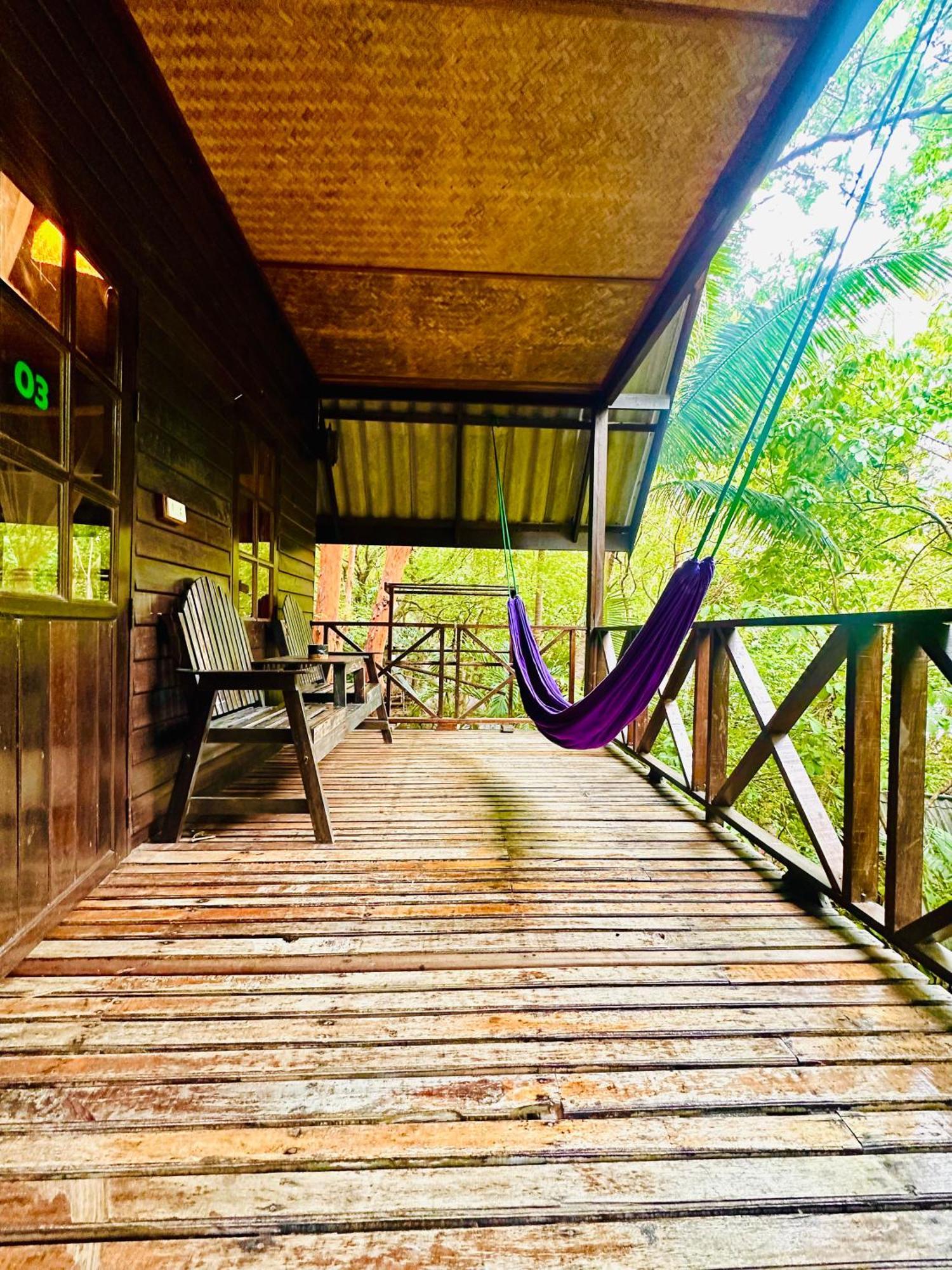 Bambu Huts Hotel Baan Tai Bagian luar foto